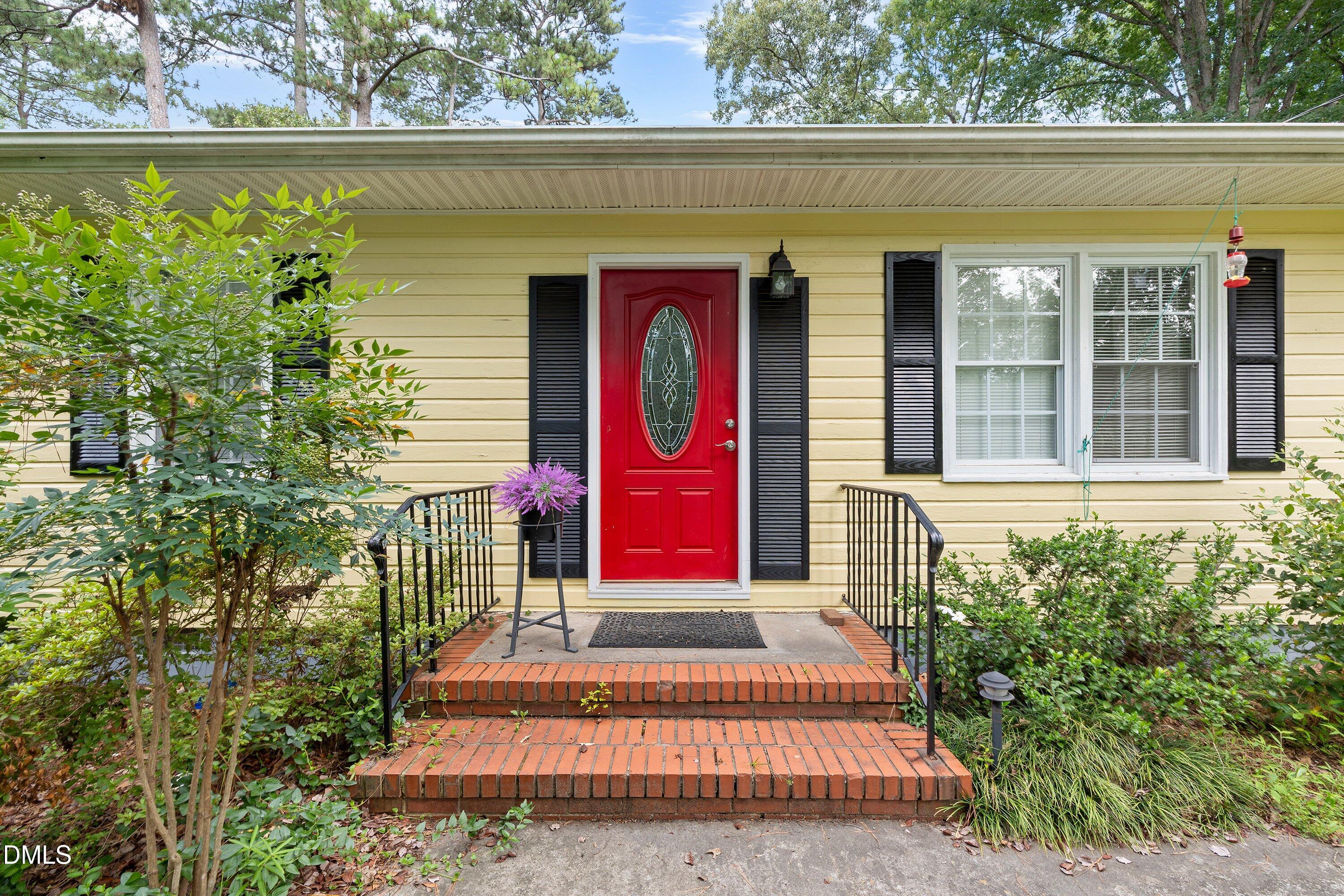 5410 Merritt Street Raleigh, NC 27606 - Photo 2 of 26 M 2