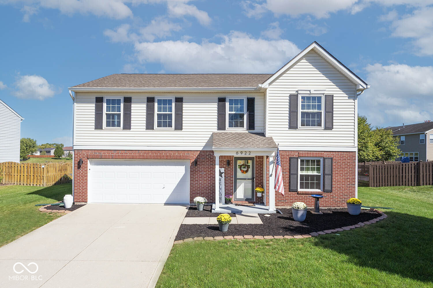 6922 West Briarwood Boulevard New Palestine, IN 46163 - Photo 1 of 47