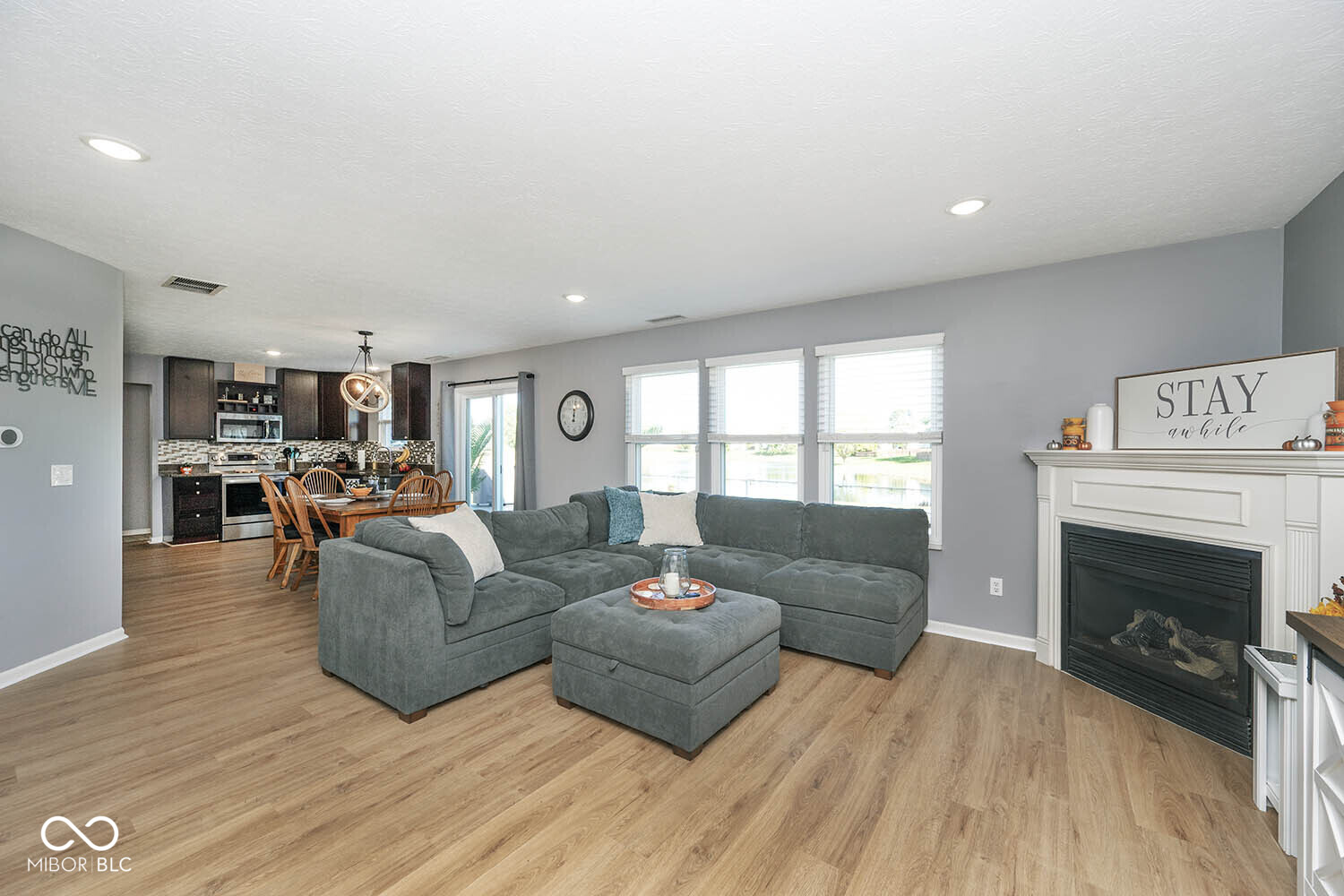 6922 West Briarwood Boulevard New Palestine, IN 46163 - Photo 12 of 47