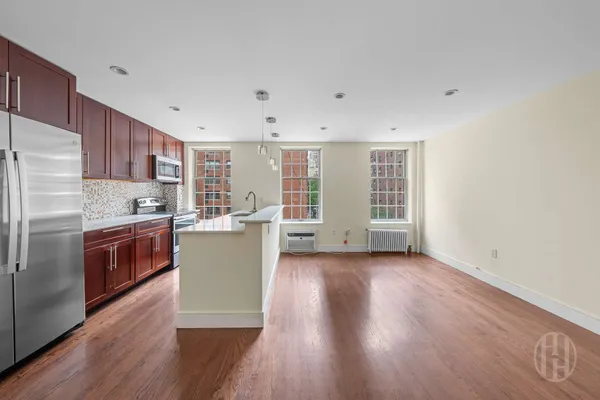 $4,450 | 200 East 35th Street, Unit 3 | Murray Hill