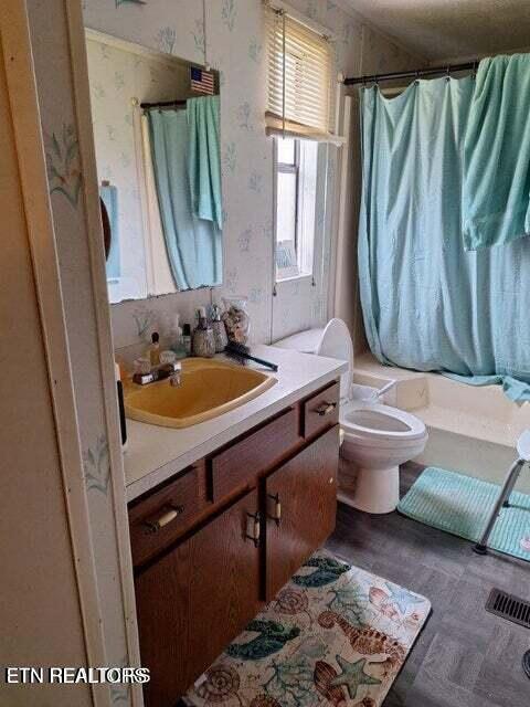 335 Cedar Lane Road Madisonville, TN 37354 - Photo 5 of 12 5