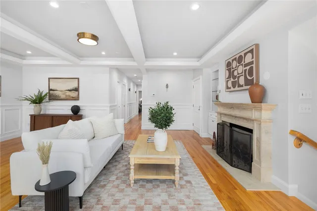 $1,125,000 | 30 South Angell Street, Unit 2, Providence, RI 02906