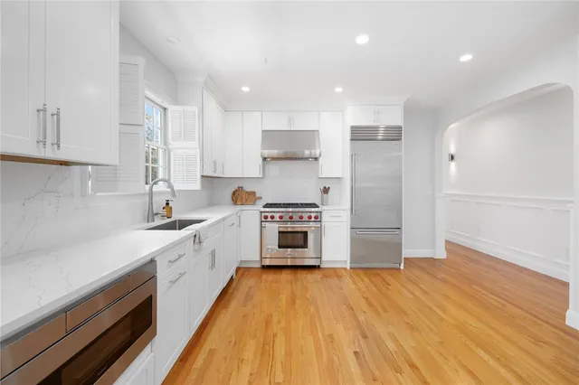 $1,125,000 | 30 South Angell Street, Unit 2, Providence, RI 02906