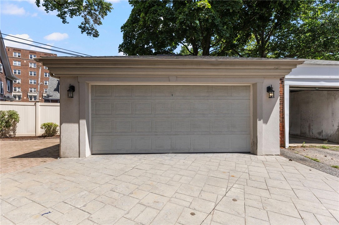 30 South Angell Street, Unit 2 Providence, RI 02906 - Photo 36 of 37