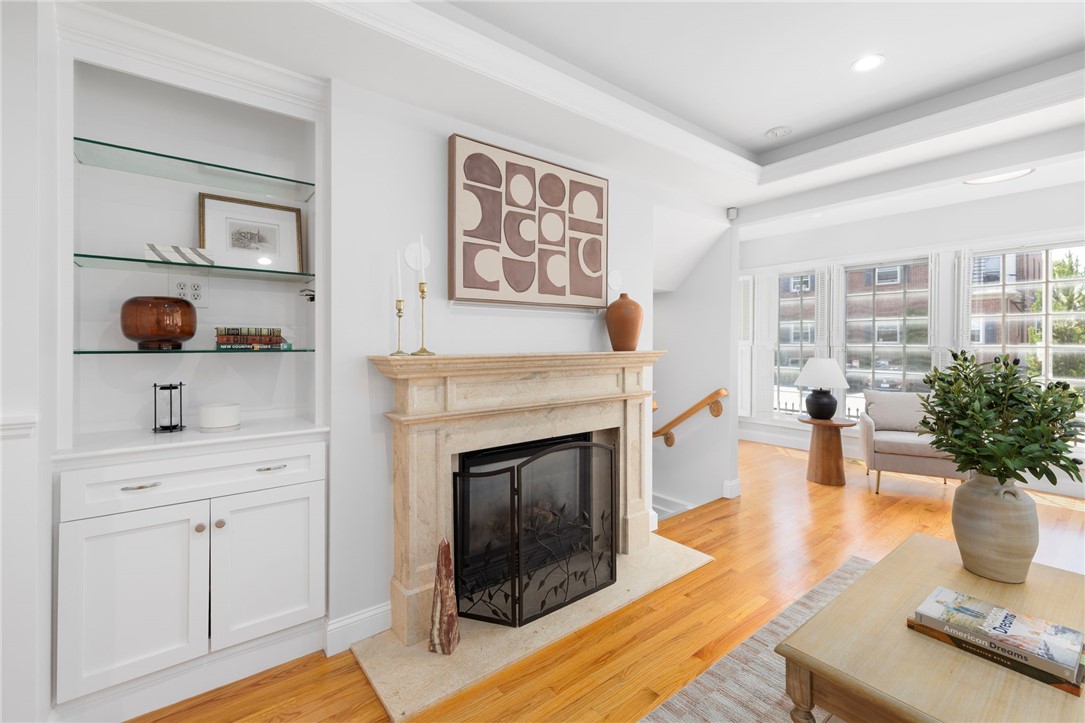 30 South Angell Street, Unit 2 Providence, RI 02906 - Photo 7 of 37