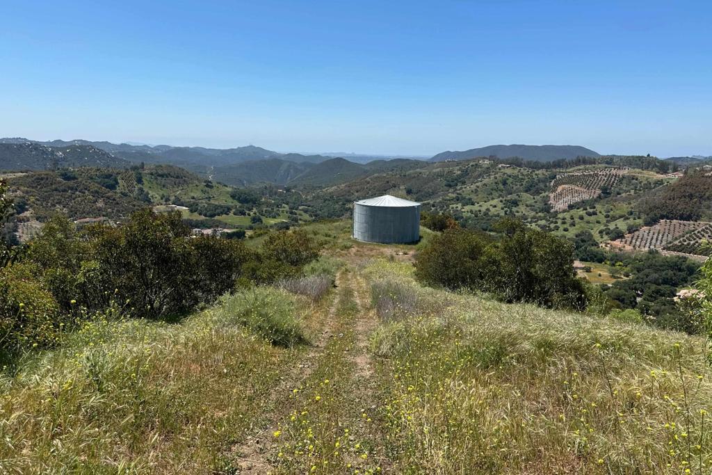1 Vía Tornado Temecula, CA 92590 - Photo 13 of 42 a view of a city with lush green forest