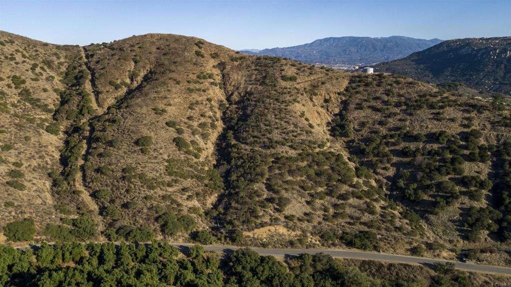 1 Vía Tornado Temecula, CA 92590 - Photo 28 of 42 a view of a large building