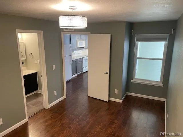 $189,000 | 980 South Dawson Way, Unit 11, Aurora, CO 80012