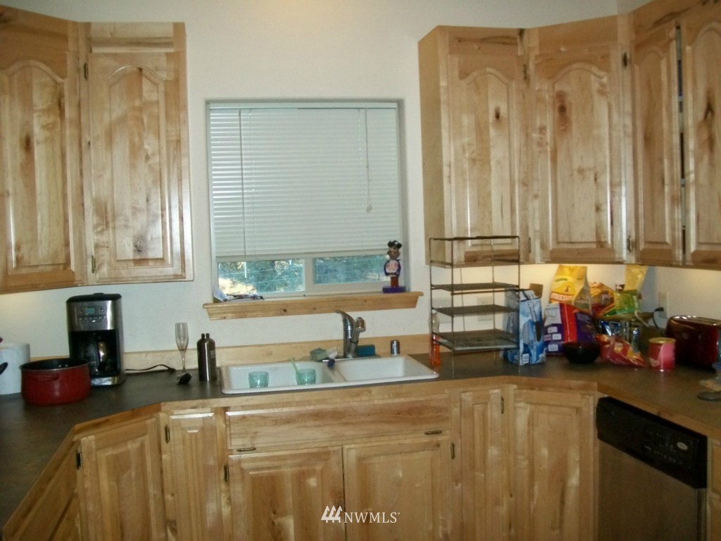 43 Anderson Road Riverside, WA 98849 - Photo 3 of 18 Gallery Image 3