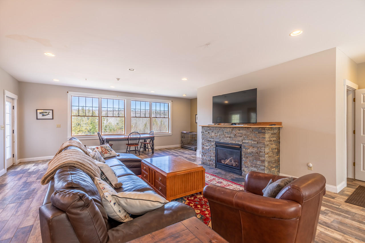 1024 North Ridge Road, Unit 1 Carrabassett Valley, ME 04947 - Photo 10 of 35 9