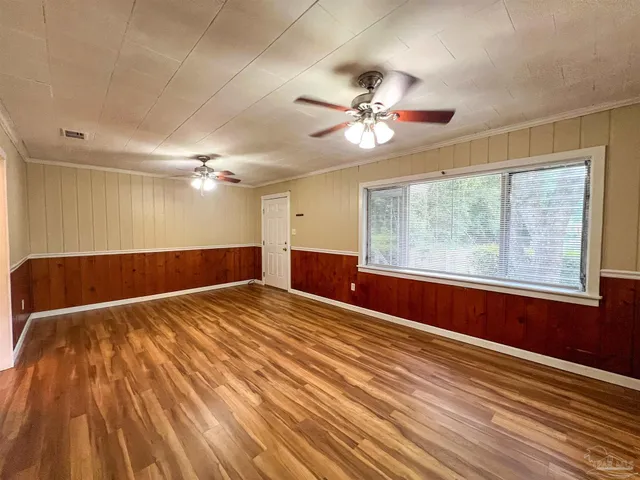 $1,300 | 608 North 70th Avenue, Pensacola, FL 32506
