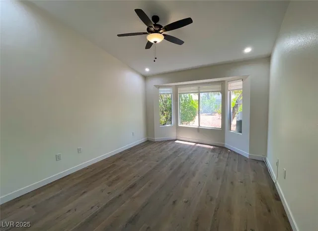 $2,100 | 9509 Sundial Drive, Las Vegas, NV 89134