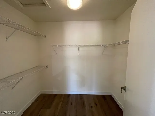 $2,100 | 9509 Sundial Drive, Las Vegas, NV 89134