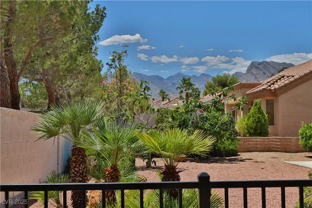$2,100 | 9509 Sundial Drive, Las Vegas, NV 89134