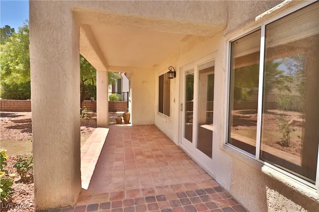$2,100 | 9509 Sundial Drive, Las Vegas, NV 89134