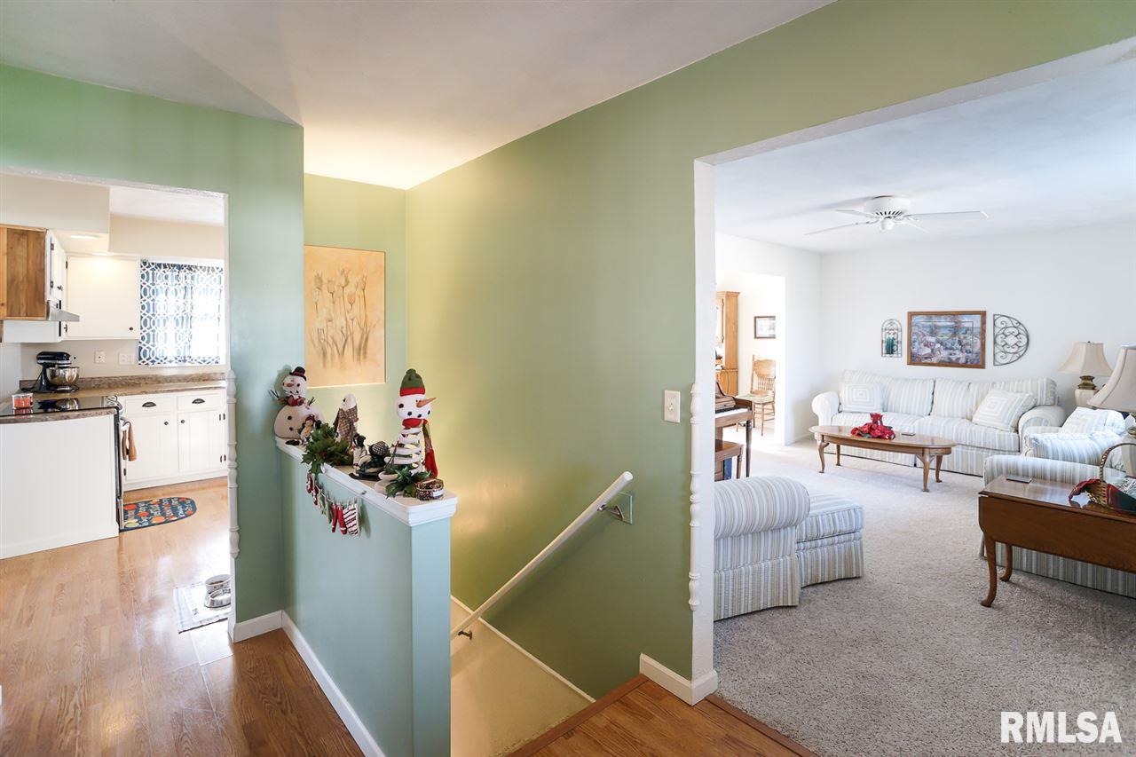 3312 Sheridan Road Pekin, IL 61554 - Photo 16 of 36 Gallery Image 16