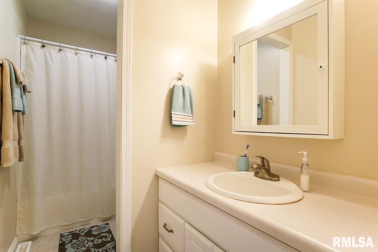 3312 Sheridan Road Pekin, IL 61554 - Photo 27 of 36 Gallery Image 27