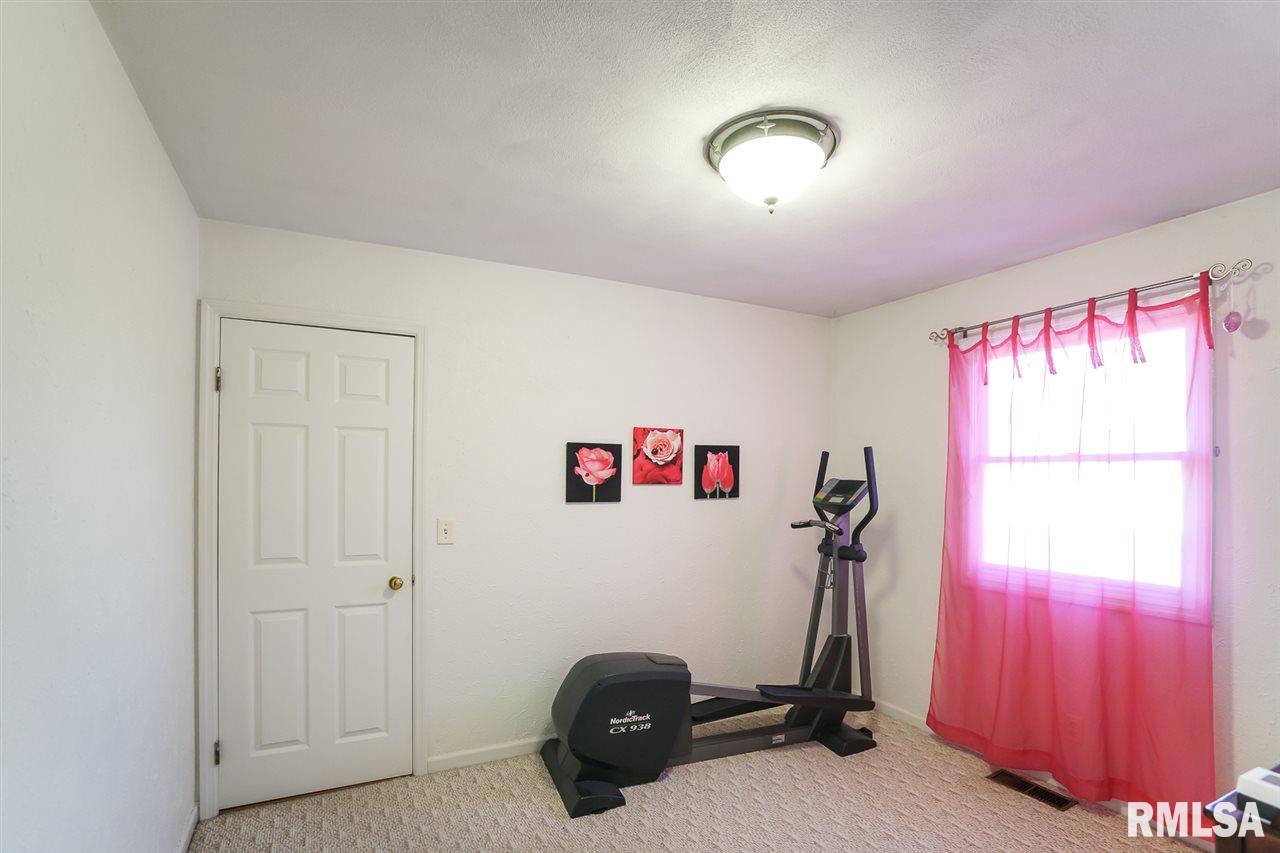 3312 Sheridan Road Pekin, IL 61554 - Photo 28 of 36 Gallery Image 28
