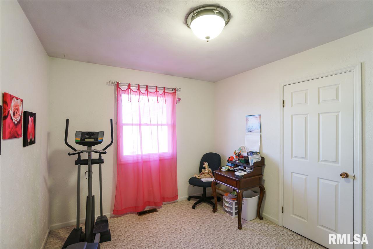 3312 Sheridan Road Pekin, IL 61554 - Photo 29 of 36 Gallery Image 29