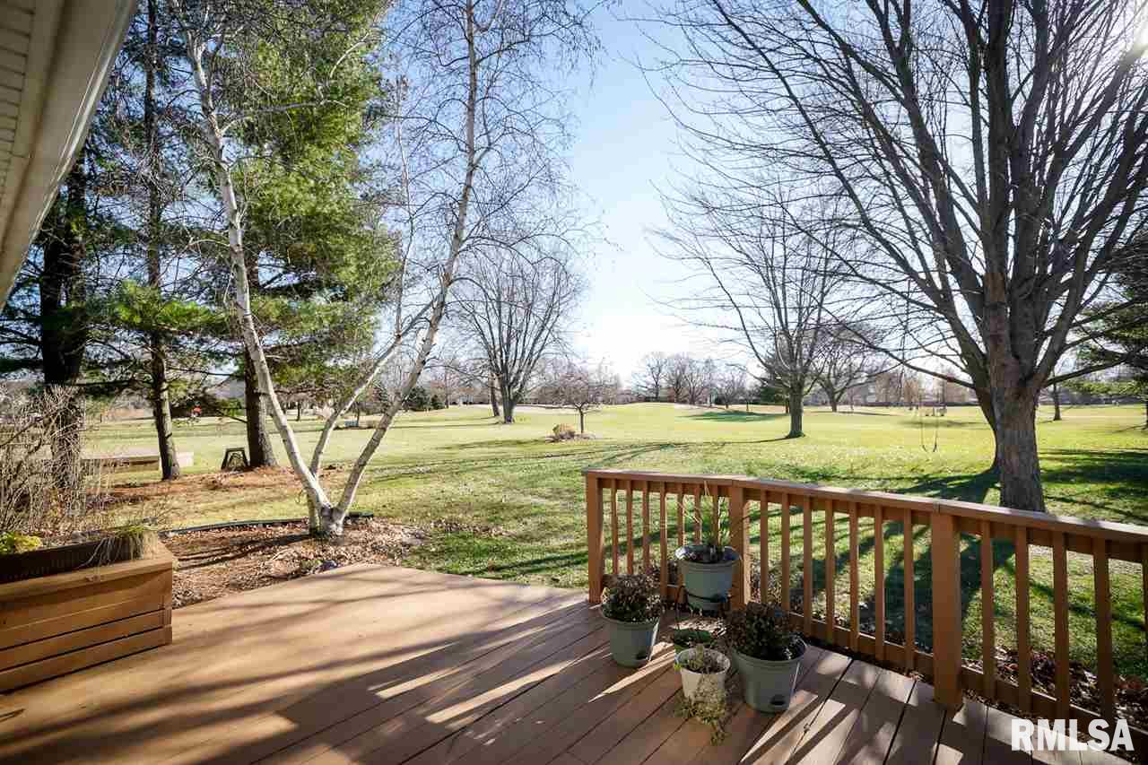 3312 Sheridan Road Pekin, IL 61554 - Photo 5 of 36 Gallery Image 5