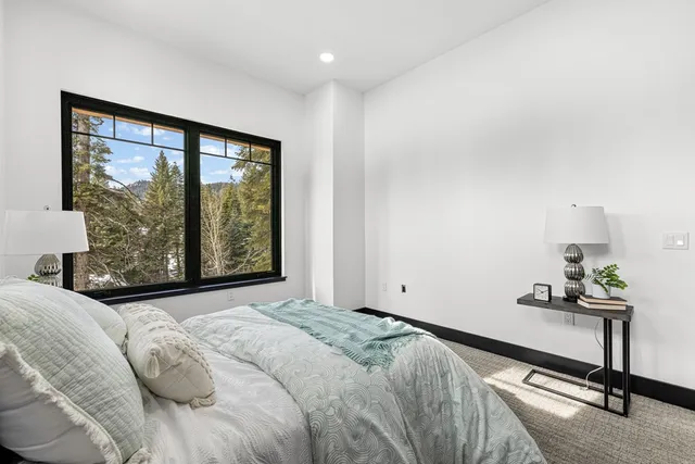 $2,248,000 | 15 Veil Cave Court, Donnelly, ID 83615