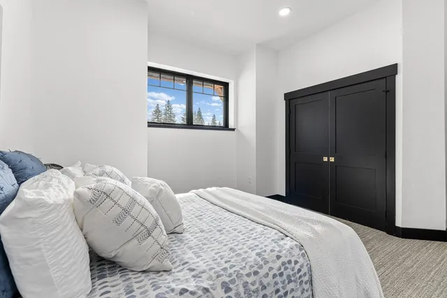 $2,248,000 | 15 Veil Cave Court, Donnelly, ID 83615