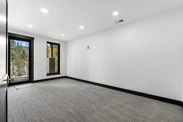 $2,248,000 | 15 Veil Cave Court, Donnelly, ID 83615