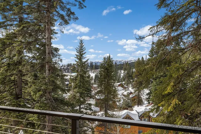 $2,248,000 | 15 Veil Cave Court, Donnelly, ID 83615