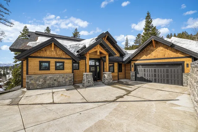 $2,248,000 | 15 Veil Cave Court, Donnelly, ID 83615