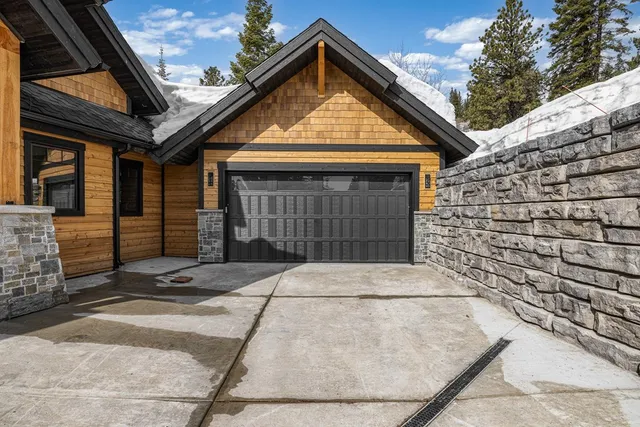 $2,248,000 | 15 Veil Cave Court, Donnelly, ID 83615