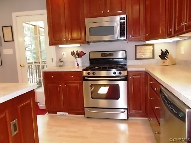 1237 Grapevine Road Sandston, VA 23150 - Photo 3 of 18 Gallery Image 3