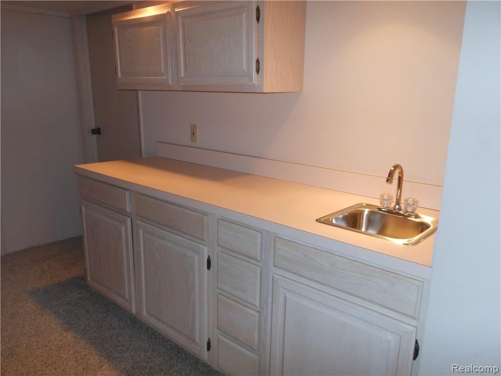 356 Meadow Bridge Drive, Unit 120 Rochester Hills, MI 48307 - Photo 32 of 34