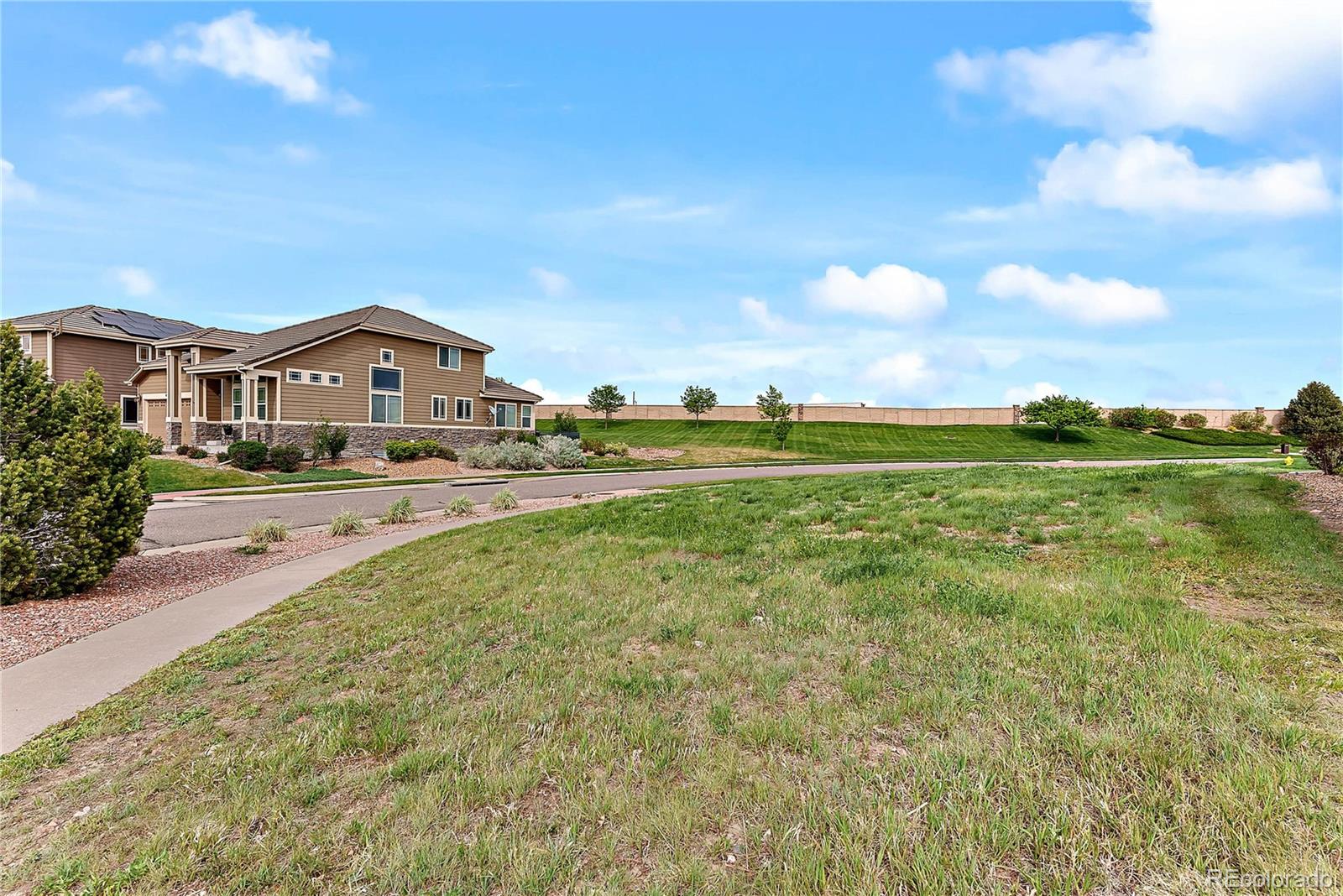 6507 Umber Circle Arvada, CO 80007 - Photo 7 of 21
