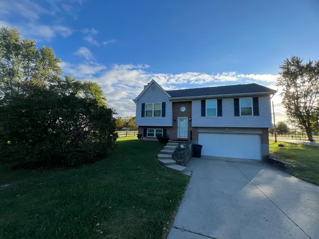 $256,000 | 24714 State Line Road, Lawrenceburg, IN 47025