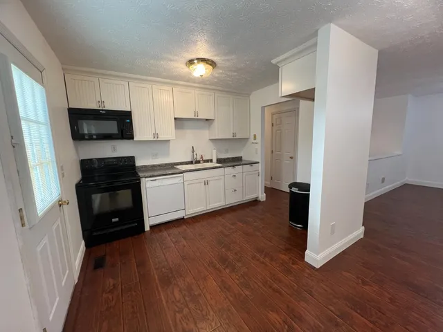 $256,000 | 24714 State Line Road, Lawrenceburg, IN 47025