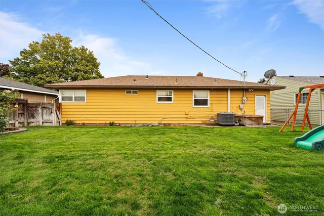 a view of a house with a park