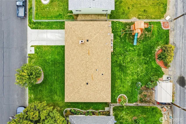 $299,999 | 135 H Street Northeast, Ephrata, WA 98823