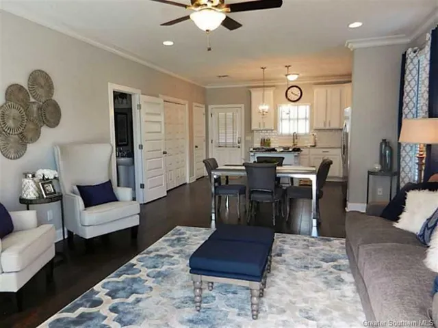 $214,500 | 1220 Pithon Street, Unit 6, Lake Charles, LA 70601