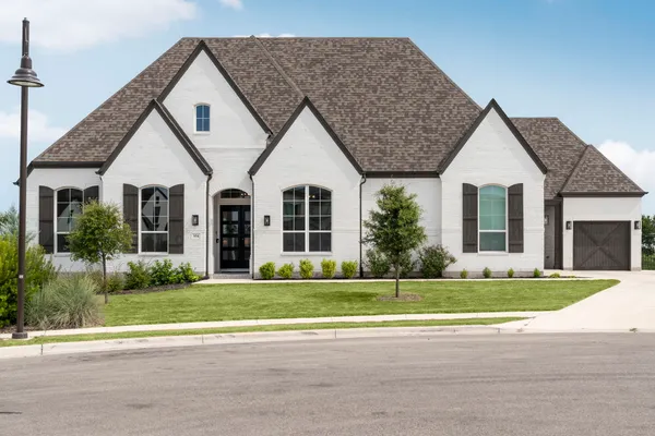 $1,250,000 | 304 Sadaba Street, Liberty Hill, TX 78642