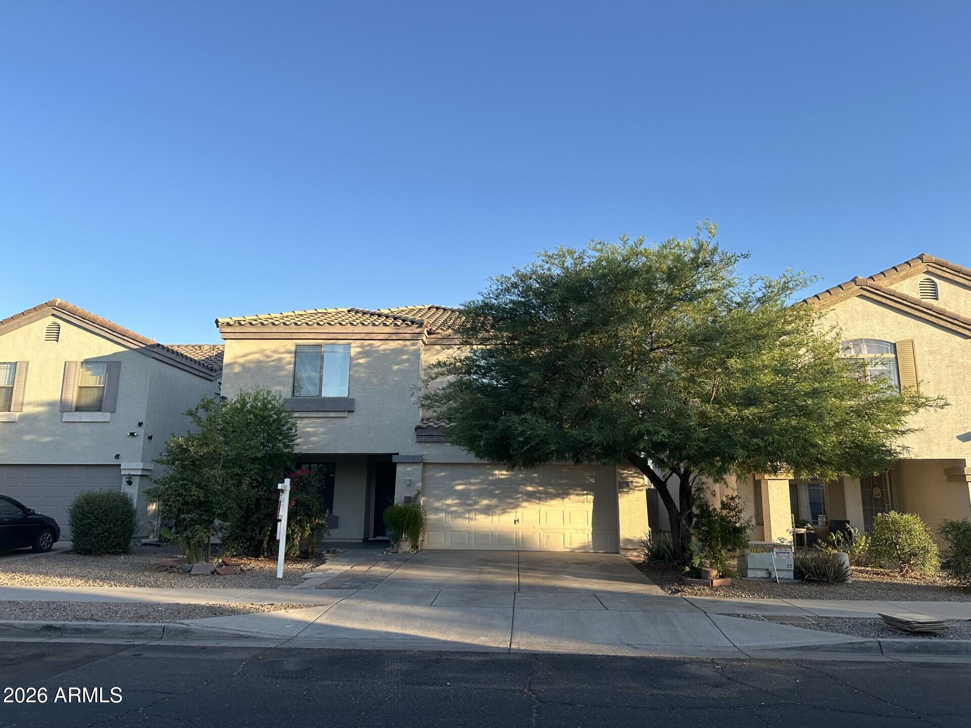 3429 West Fraktur Road Phoenix, AZ 85041 - Photo 1 of 27