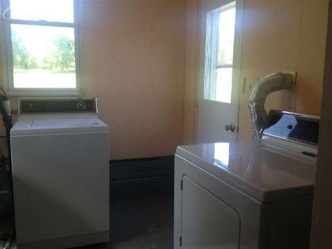 8331 Farrand Road Otisville, MI 48463 - Photo 16 of 16 20359401-16.JPG