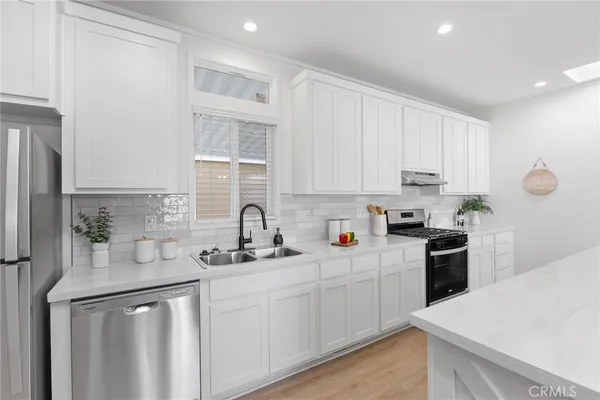 $269,900 | 15621 Beach Boulevard, Unit 19, Westminster, CA 92683