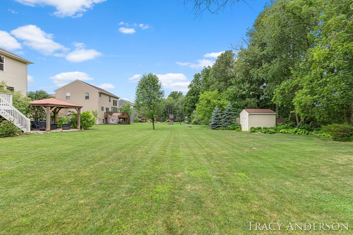 9900 Sunset Ridge Drive Drive Rockford, MI 49341 - Photo 35 of 39