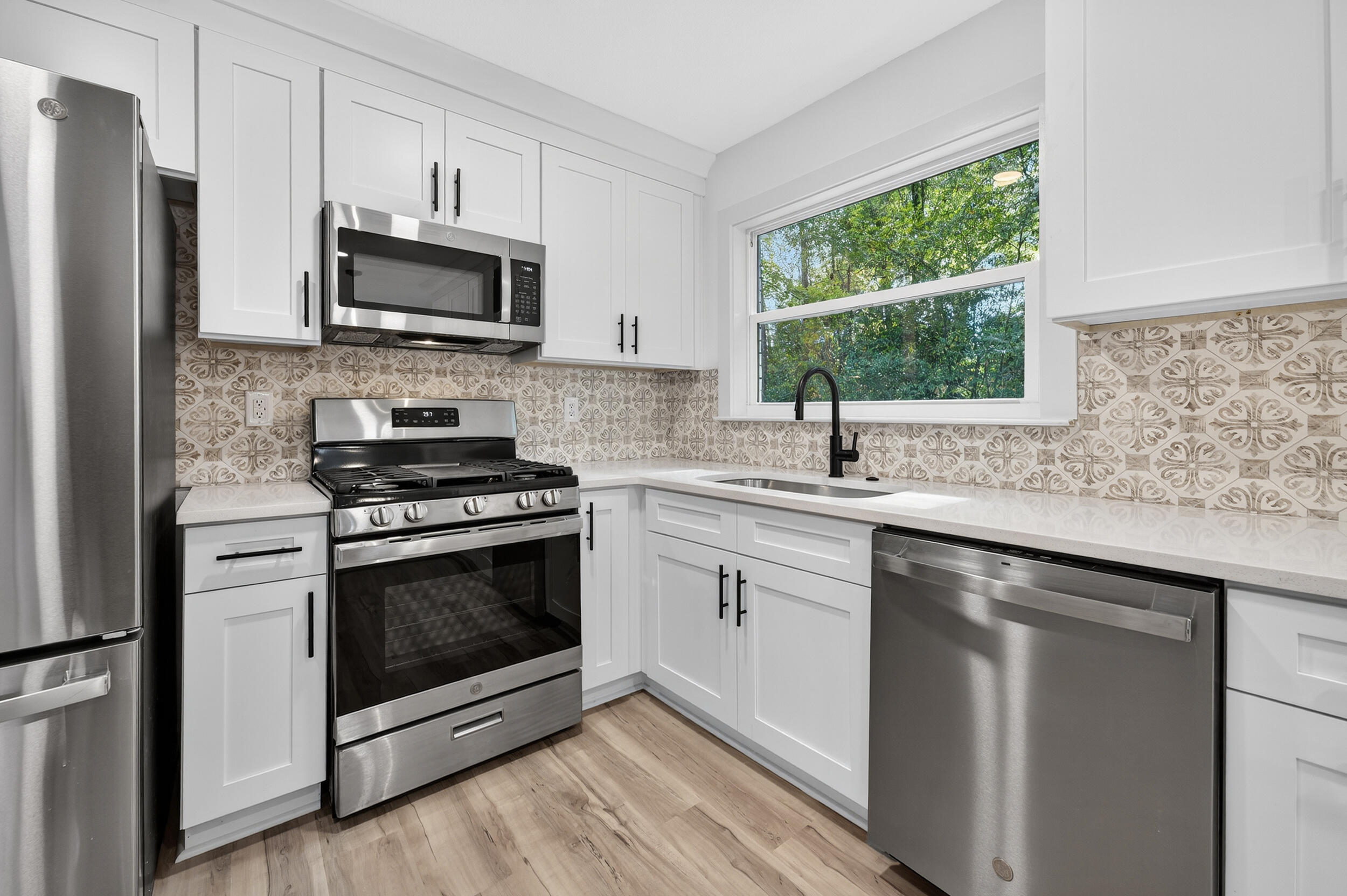 220 Edge Avenue Valparaiso, FL 32580 - Photo 11 of 64 220 edge ave-valparaiso-11