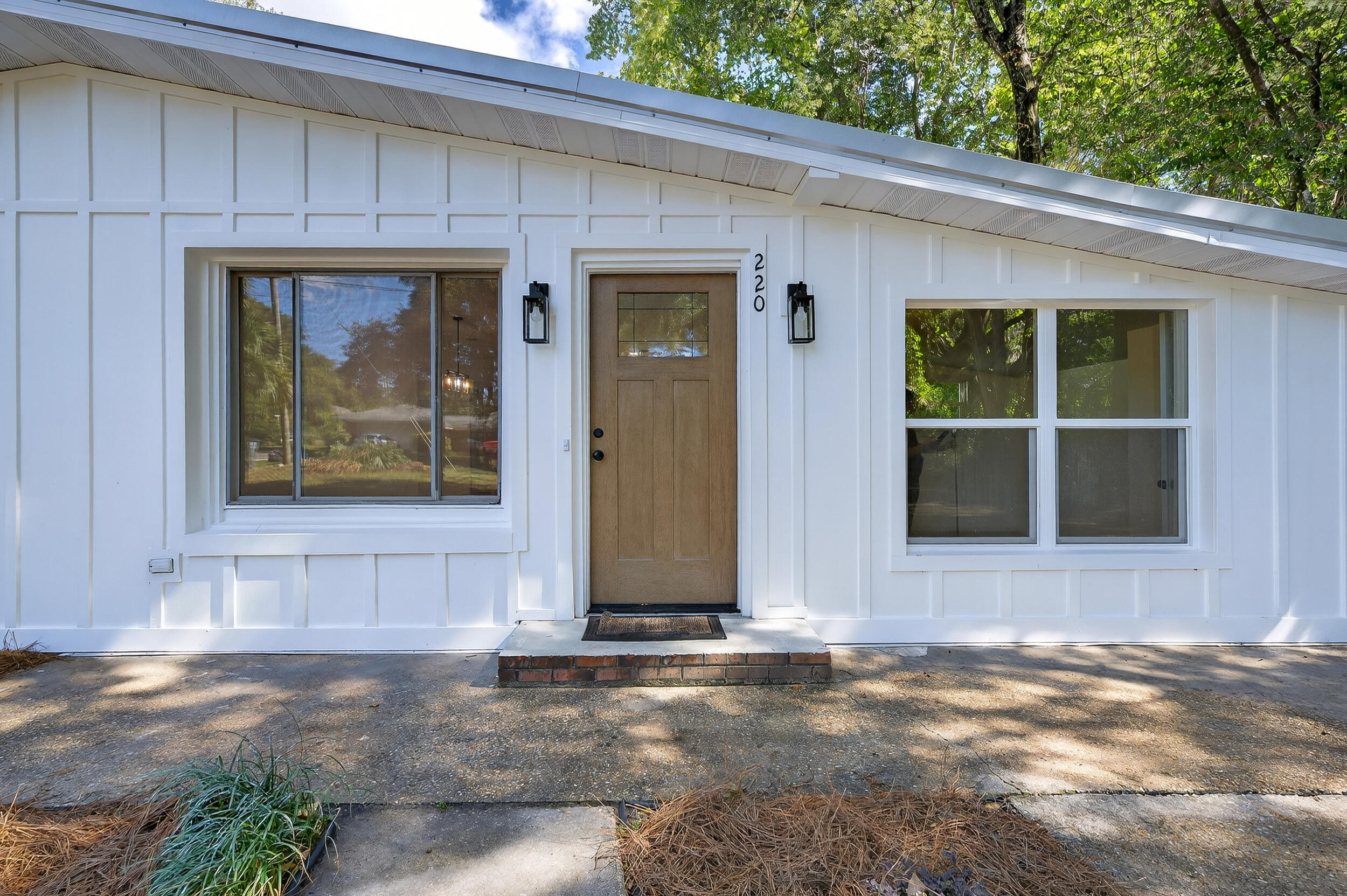 220 Edge Avenue Valparaiso, FL 32580 - Photo 3 of 64 220 edge ave-valparaiso-3