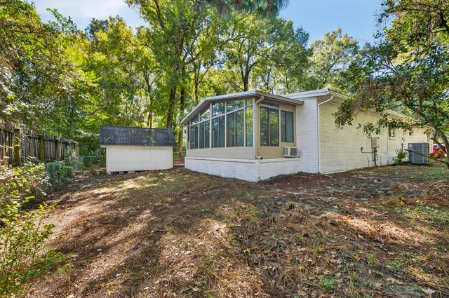 $398,000 | 220 Edge Avenue, Valparaiso, FL 32580