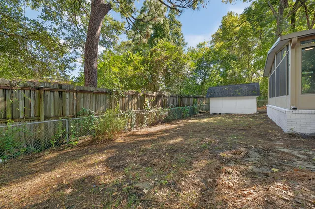 $398,000 | 220 Edge Avenue, Valparaiso, FL 32580