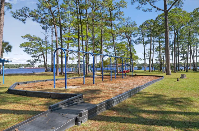 $398,000 | 220 Edge Avenue, Valparaiso, FL 32580