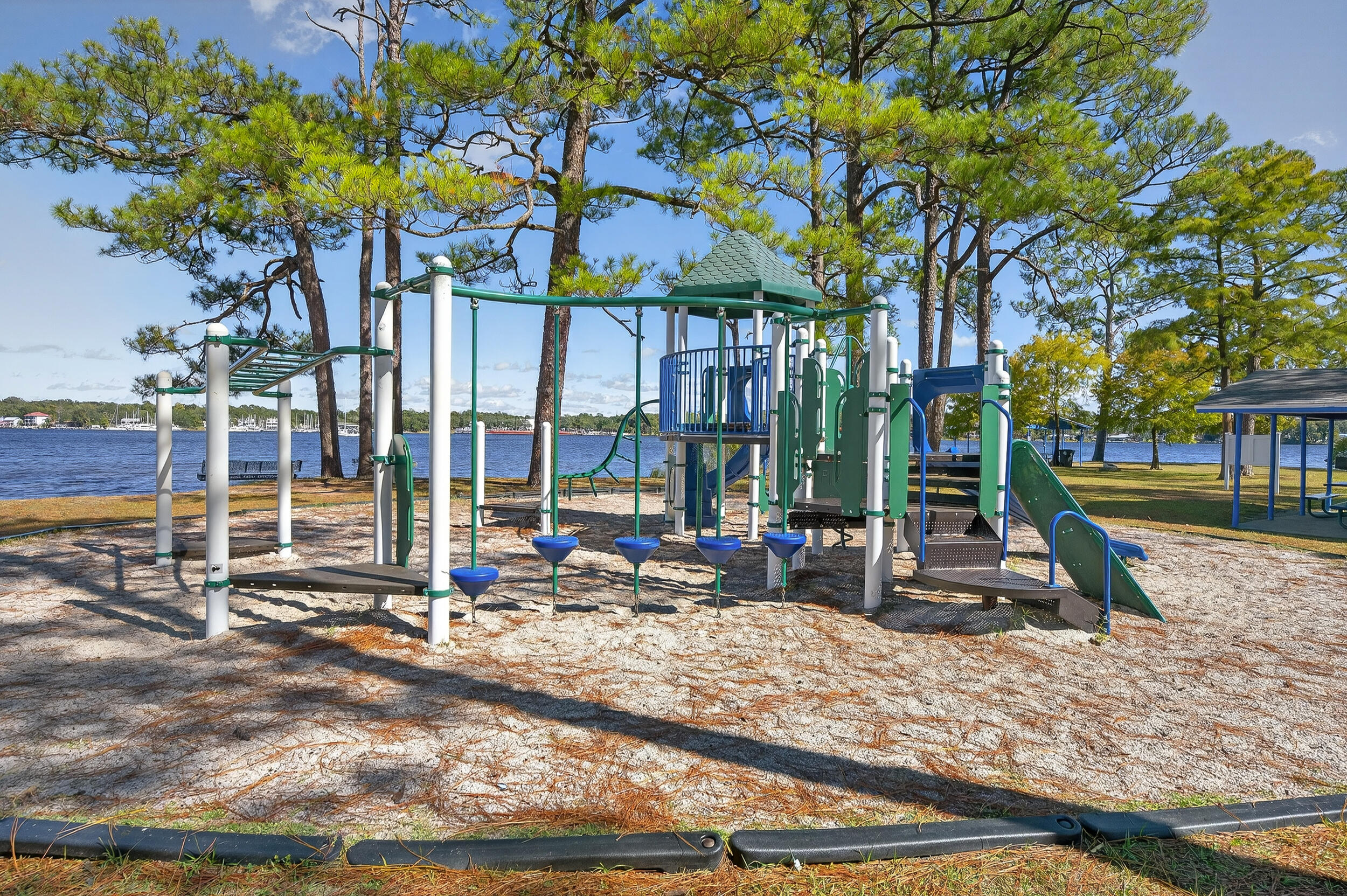 220 Edge Avenue Valparaiso, FL 32580 - Photo 57 of 64 220 edge ave-valparaiso-57