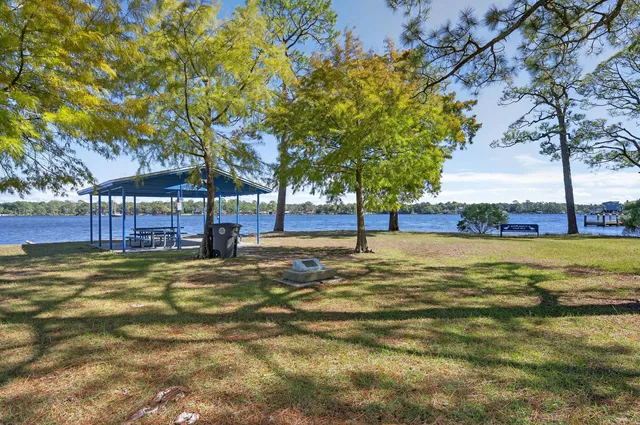 $398,000 | 220 Edge Avenue, Valparaiso, FL 32580